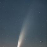 La cometa C/2020 F3 Neowise in tutto il suo splendore ripresa l'8 luglio.
Dati tecnici: Canon Eos 5D II, telescopio apo 88/500, 15 scatti da 8s, 2500 ISO, inseguita su Eq5
© Paolo Colona e Mattia Musella